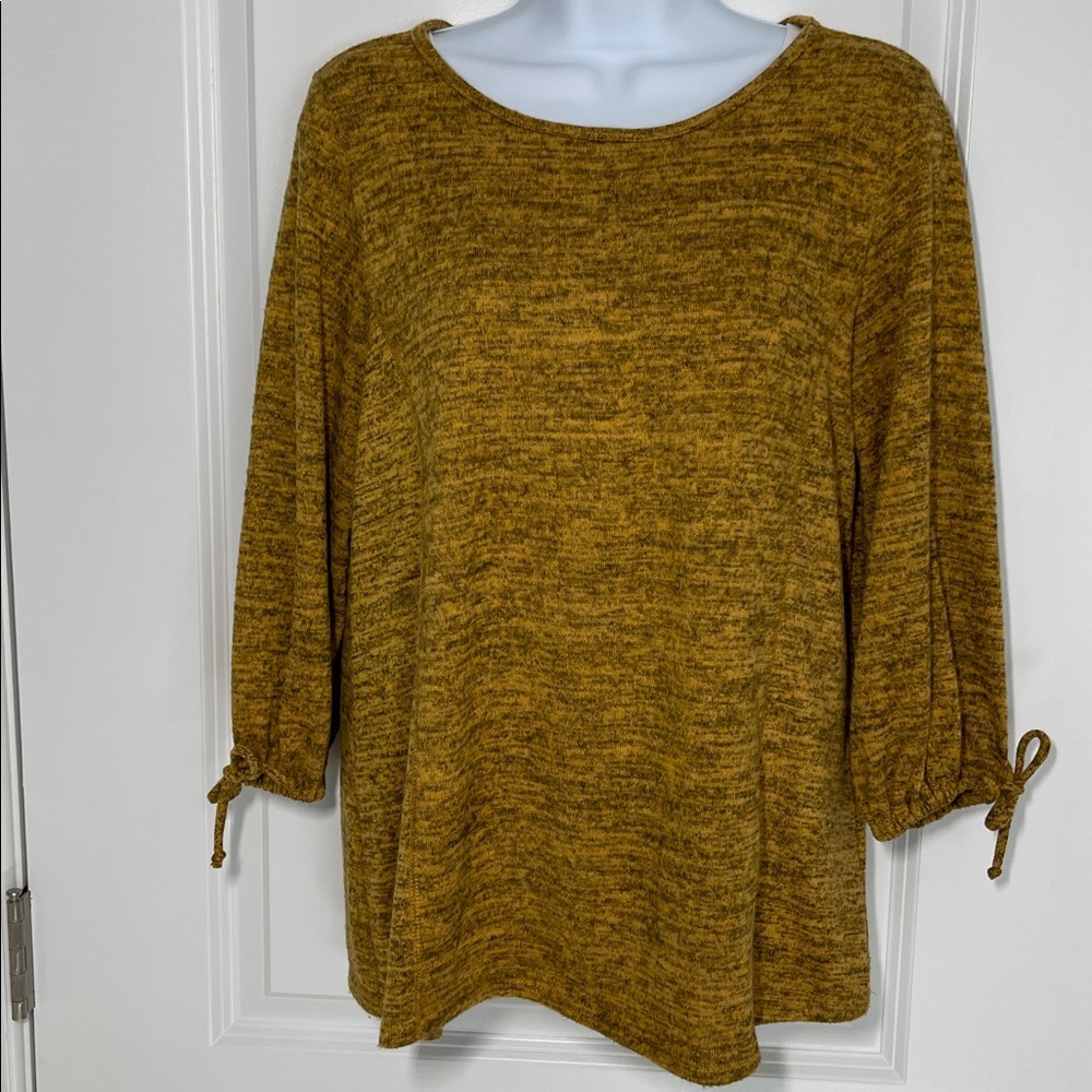 Ava James Marled Yellow 3/4 Sleeve Top